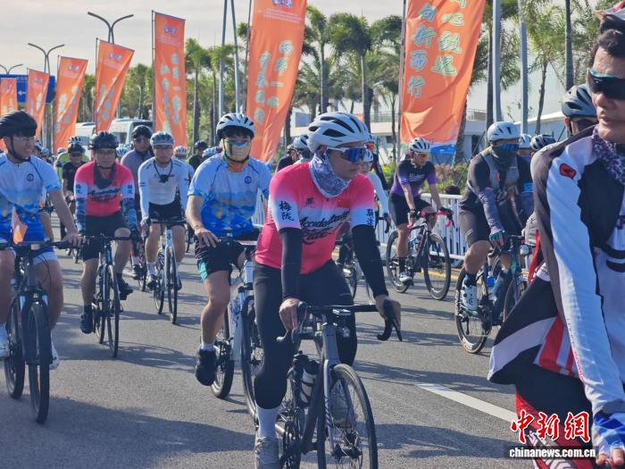 两岸青年共骑百里滨海湿地 潮汕文化寻根之旅启
