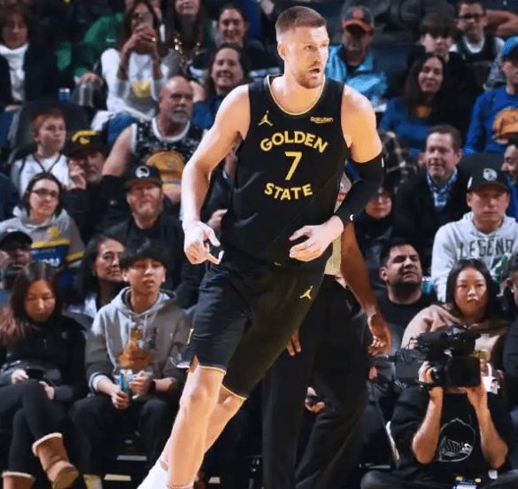 勇士惨败绿军双探花合体狂轰120分