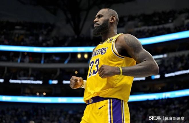 湖人虽败犹荣展现韧性，季后赛前景光明