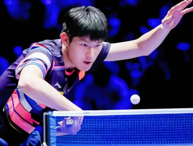 王艺迪绝杀申裕斌晋级半决赛 温瑞博力克邱党挺