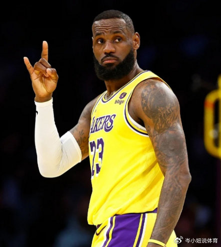 勒布朗·詹姆斯38岁创历史三双纪录震撼体坛
