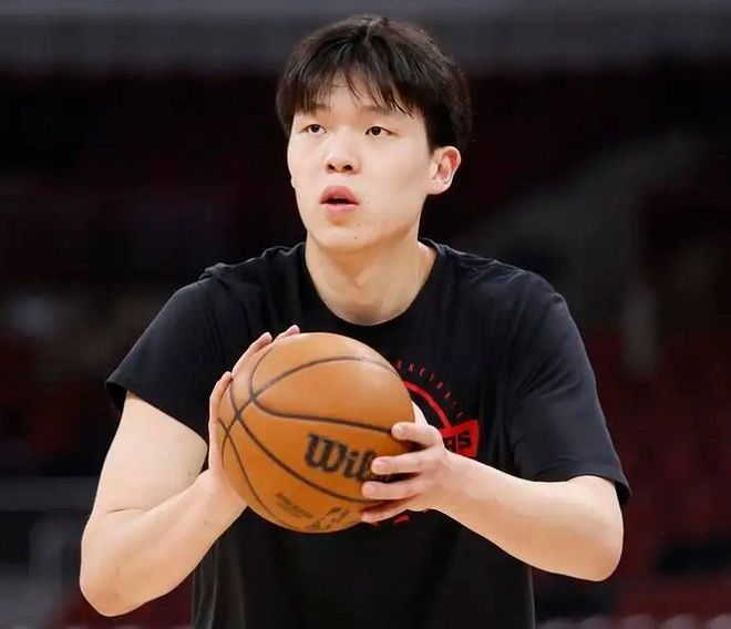 杨瀚森关键表现助混音队首进季后赛