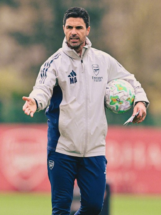 阿森纳全力备战曼城 多名球员现身训练场